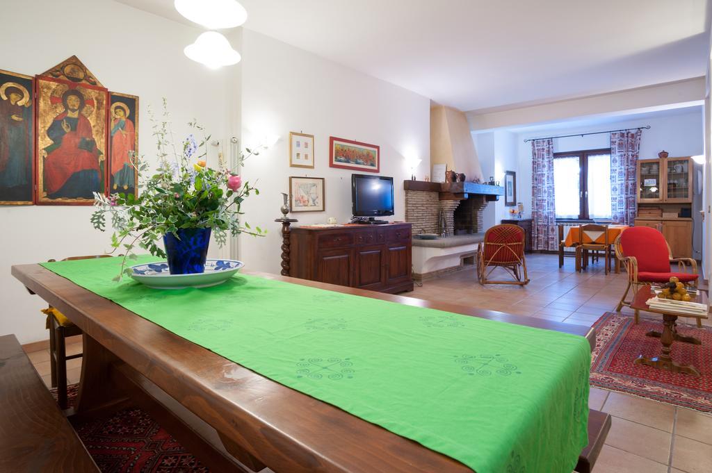 La Villa Di Lucia Viterbo Habitación foto